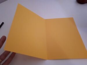 Dia das mães: cartão coração - dobrar o papel