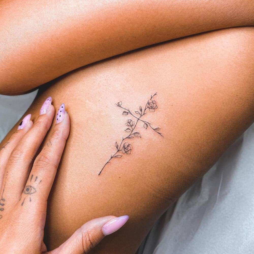 Tatuagens-femininas-cristas-18
