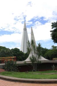 Os Melhores Pontos Turísticos de Maringá no Paraná para visitar com a ...