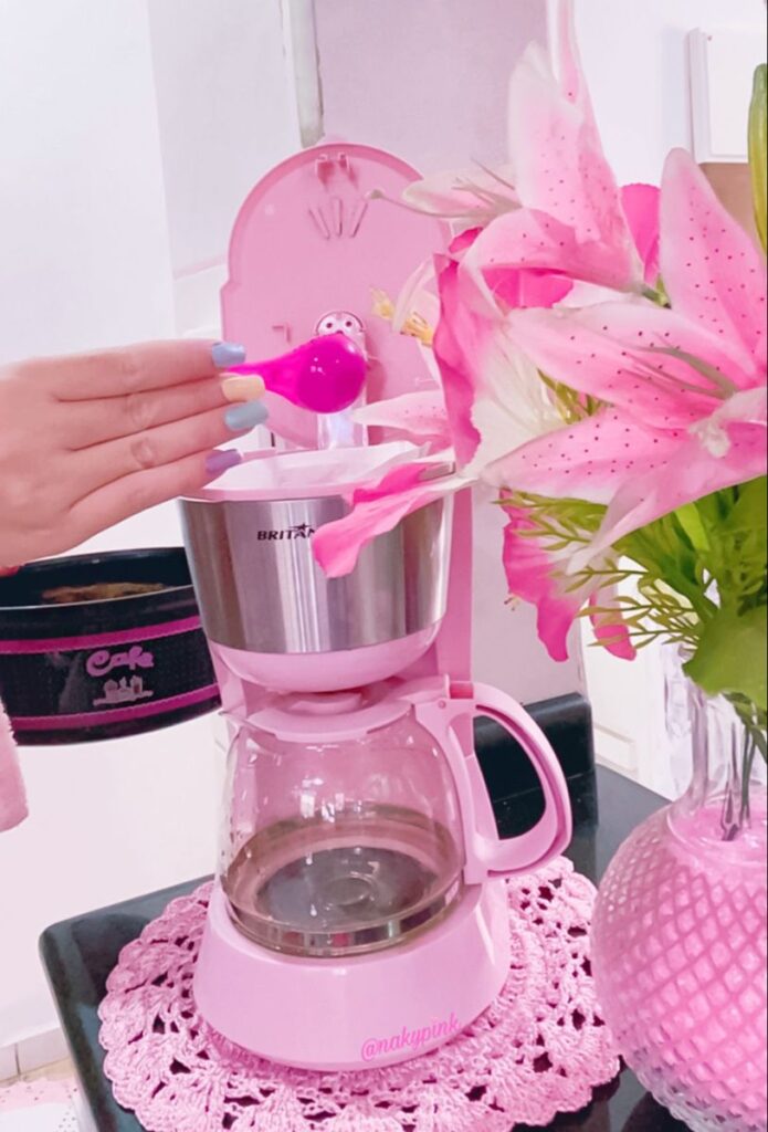 utensílios de cozinha cor de rosa – cafeteira