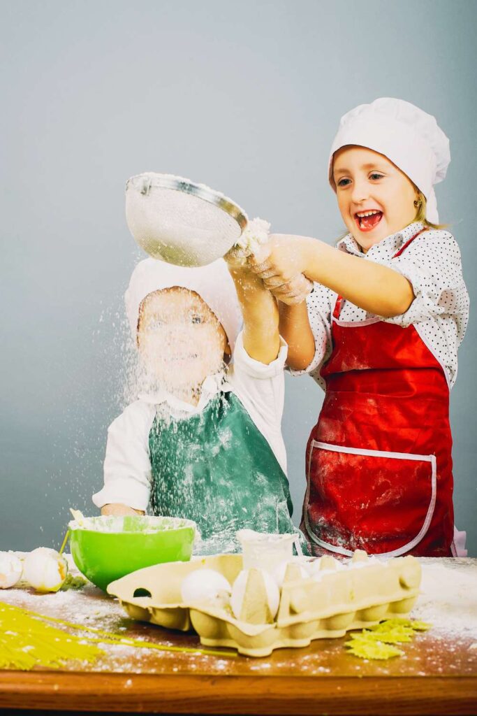 o-que-fazer-no-dia-das-criancas-cozinhando-com-as-criancas